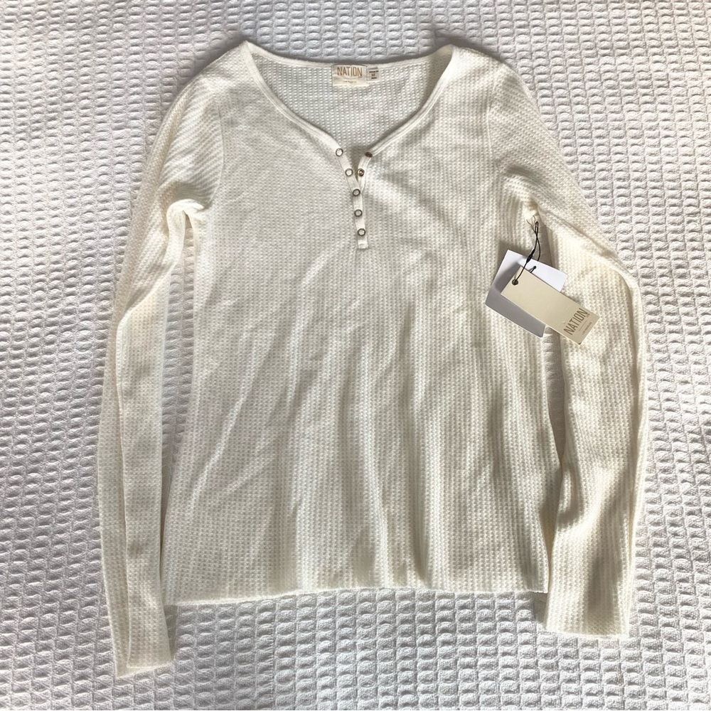 National LTD cream waffle henley top size medium NWT
